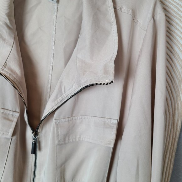 Torrid Tan Twill Drape Anorak Jacket NWOT - Picture 4 of 12